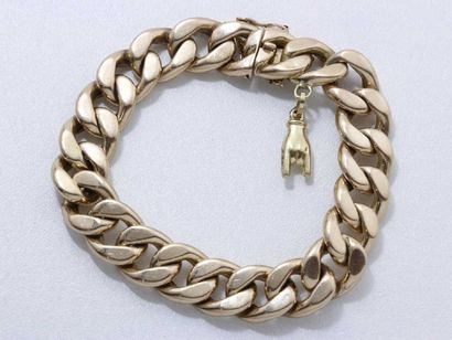 Bracelet en or 18 K, composé de maillons...