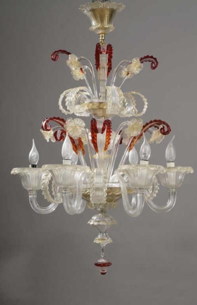 MURANO
Lustre à six bras de lumières en verre...