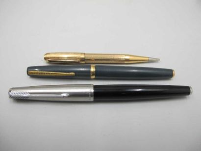 Stylo plume PARKER 65 noir et chrome, plume...