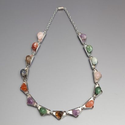 Travail Français - (années 1970) Collier...