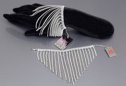 J & B whisky - (années 2000) 2 rares bracelets...
