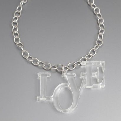 AL - (années 2000) Collier-sautoir en mailles...