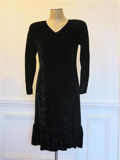 Sonia RYKIEL
Robe panne de velours noir ...