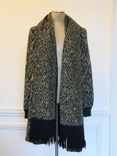 Long gilet et écharpe assortie en laine à...
