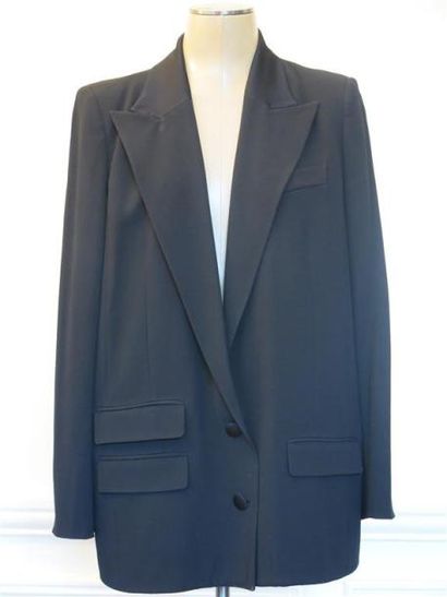 APOSTROPHE
Veste noire de smoking T42