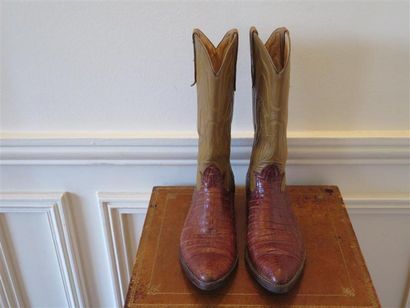 Bottes texane,homme,cuir beige et croco gold...