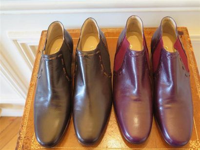Lot comprenant:2 paires de bottines en chevreau...
