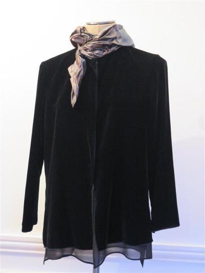 Stephania Lunardon
Veste velours noir,mousseline...