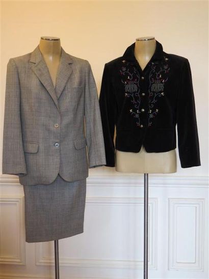 JUNGLE JAP
Lot comprenant: 1 veste velours...