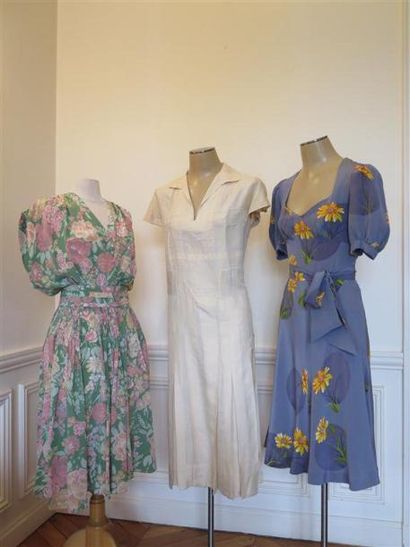 Lot de 3 robes vintage en soie imprimée années...