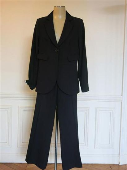 Exaltation
Tailleur pantalon noir T.44