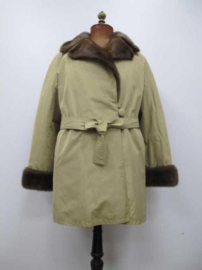 SPRUNG frères Paris
Pelisse 3/4 en gabardine,...