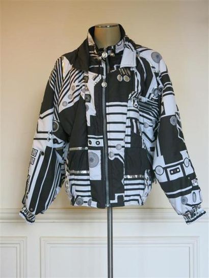LEONARD
Blouson de ski noir et blanc T.4...
