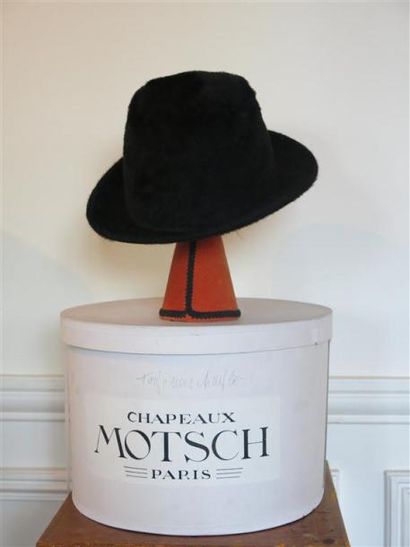 MOTSCH
Chapeau taupé noir T.60