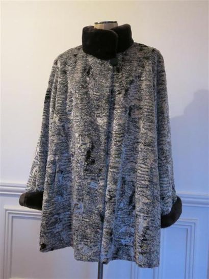 Veste fourrure Astrakan synthétique T.48