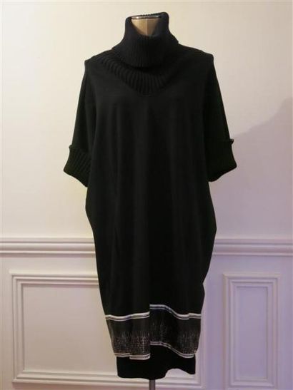 Roberto CAVALLI
Ensemble jupe longue et tunique...