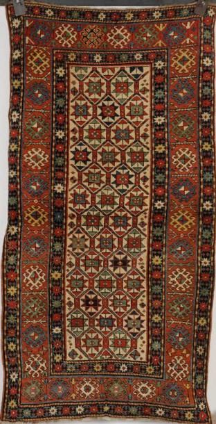 KAZAK (Caucasse). Fin XIXème siècle. Champ...