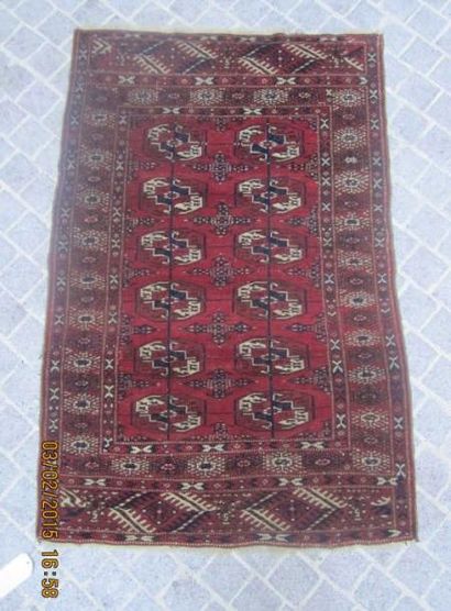 TEKKE-BOUKHARA (Turkmène) à décor de Guhls,...