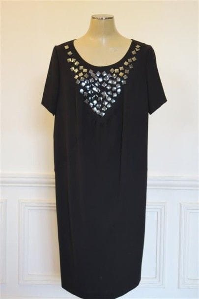Persona
Robe noire avec paillettes sur le...