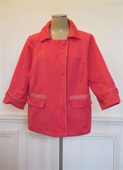 Marina RINALDI
Imperméable court corail T.21...
