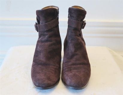 Paire de boots en daim marron, T.38 dans...