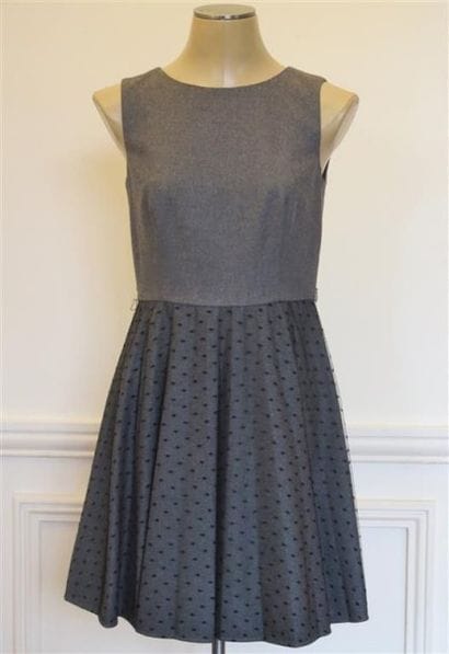 RED VALENTINO
Très jolie robe en flanelle...