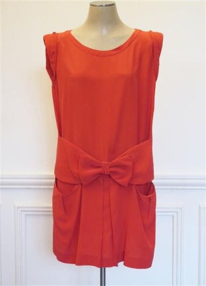 CLAUDIE PIERLOT
Robe rouge fluide, forme...