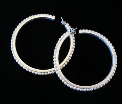 CHANEL
Boucles d'oreille forme créole en...