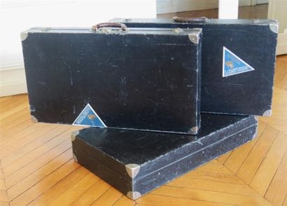 LOUIS VUITTON
Jeu de 3 valises de voiture...