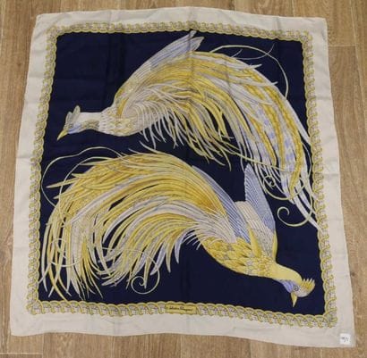 Salvatore FERRAGAMO
Foulard en soie, Faisan...