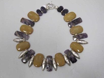 Cheranich Véronique
Collier en étain et argent,...