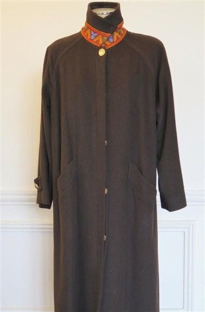 LEONARD
Manteau ample en lainage marron revers...