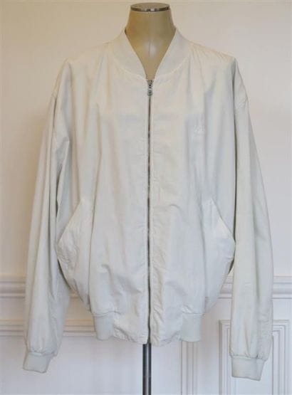 BOSS
Blouson en coton blanc T.50 état ne...
