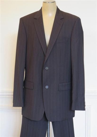 BOSS
Costume en lainage marron rayé tennis...