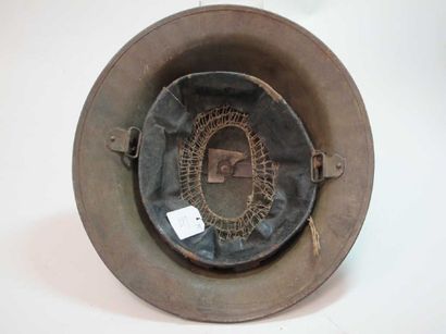 Casque lourd US modèle 1917. Marquage de...