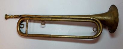 Trompette militaire. Marquage Pelisson, Guinot...