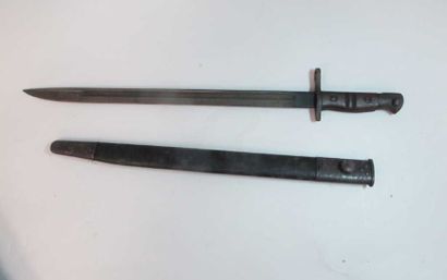 Baïonnette anglaise daté 1913. Complète