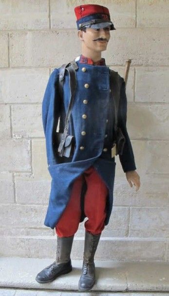 Mannequin d'un fantassin du début de la IIIème...