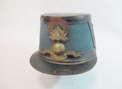 Shako d'élève officier de Saint-Cyr. Bon...