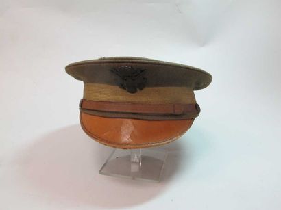 Casquette US. Visière cuir