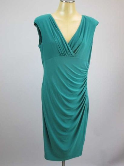 Ralph Lauren. Robe stretch drapée vert, taille...
