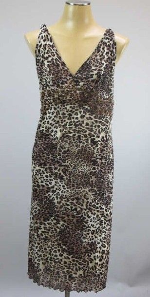 Persona. Robe fluide, impression panthère...