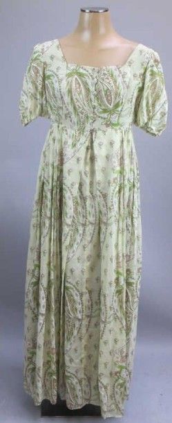 Anonyme. Robe vintage années 70, en voile...