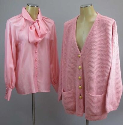 Manouche et Escada. Chemisier soie rose,...