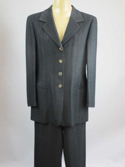 Escada. Smoking lurex noir, taille 38, 4...