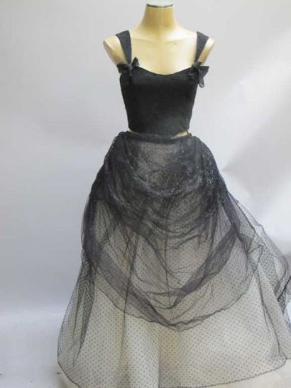 Folies d'Elodie. Ensemble corset en dentelles...