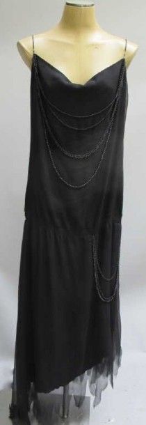 Renato Nucci. Robe mousseline noire, bretelles...