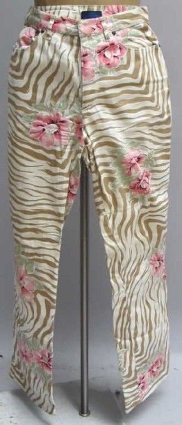 Kenzo Jean.Pantalon droit en coton à motifs...