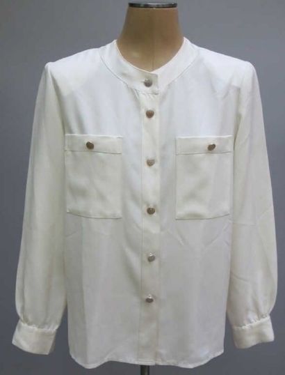 COLETTE ATTANE et CURLING. Veste blanche...