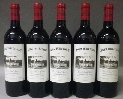 5 Bouteilles CHÂTEAU PICQUE CAILLOU 1997...